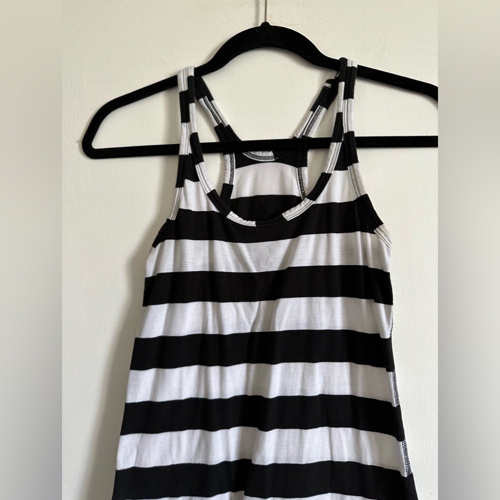 Lululemon Athletica Black/White Stripe Soft Athletic Racerback Tank Top Size XS - Picture 2 of 6